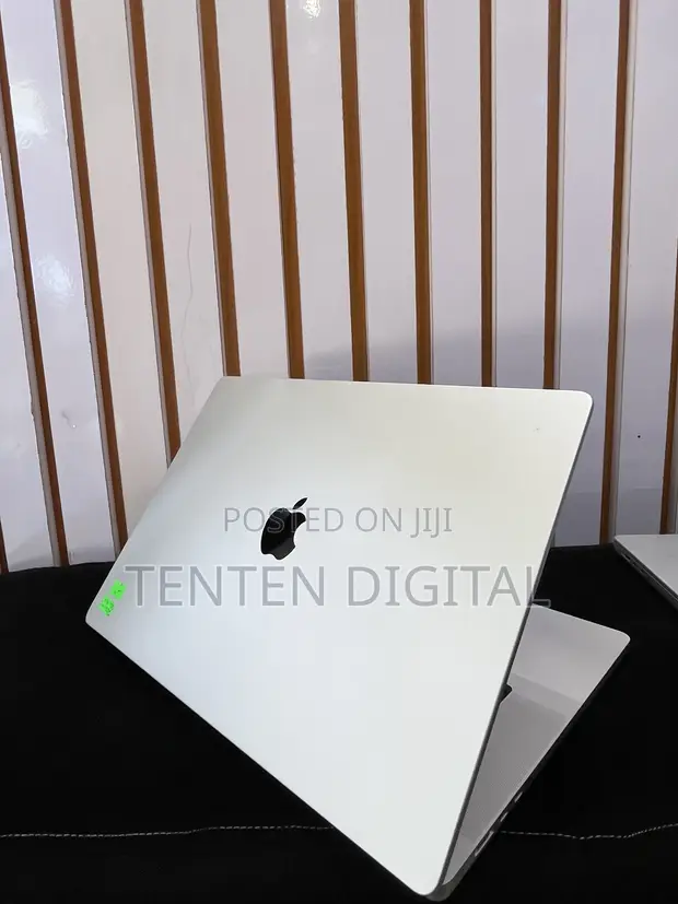 Apple MacBook Pro 16" (2023) M3 Pro, 36GB RAM, 512GB SSD - 1