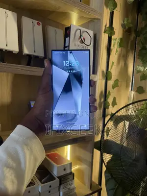 Samsung Galaxy S24 Ultra 512GB Baki (An Yi Amfani Dashi)