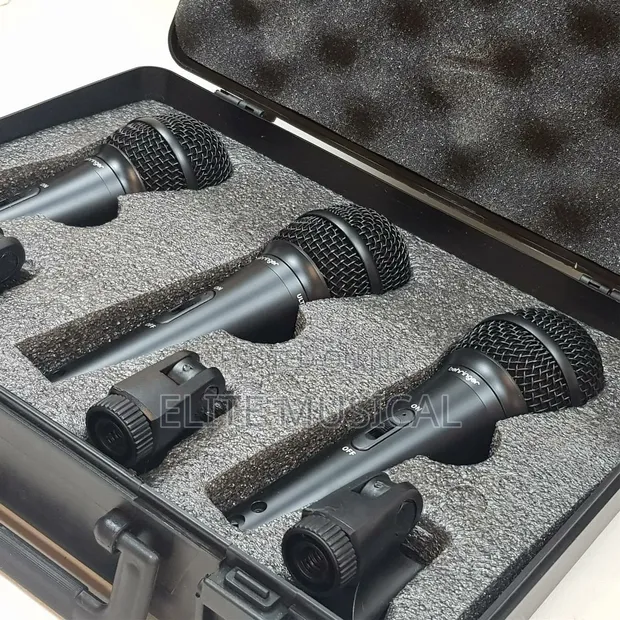 Behringer Ultravoice XM1800S Dynamic Cardioid Microphones (3-Pack) - 1