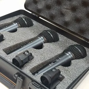 Behringer Ultravoice XM1800S Dynamic Cardioid Microphones (3-Pack)
