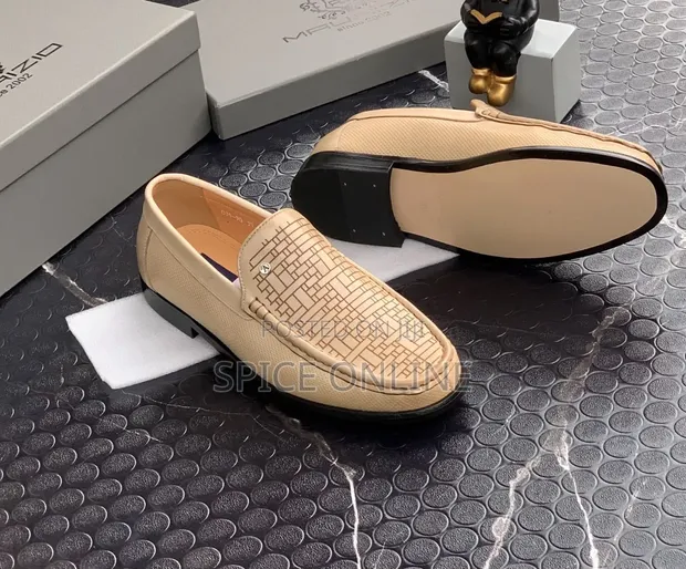 La Classic Men's Leather Loafers - 1