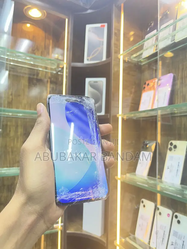 Sabon Apple iPhone 16 128GB Baki - 1
