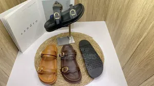 Takalmi Mata Na Mata Mai Buckle Biyu
