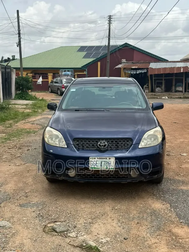 Toyota Matrix 2004 Blue - 1