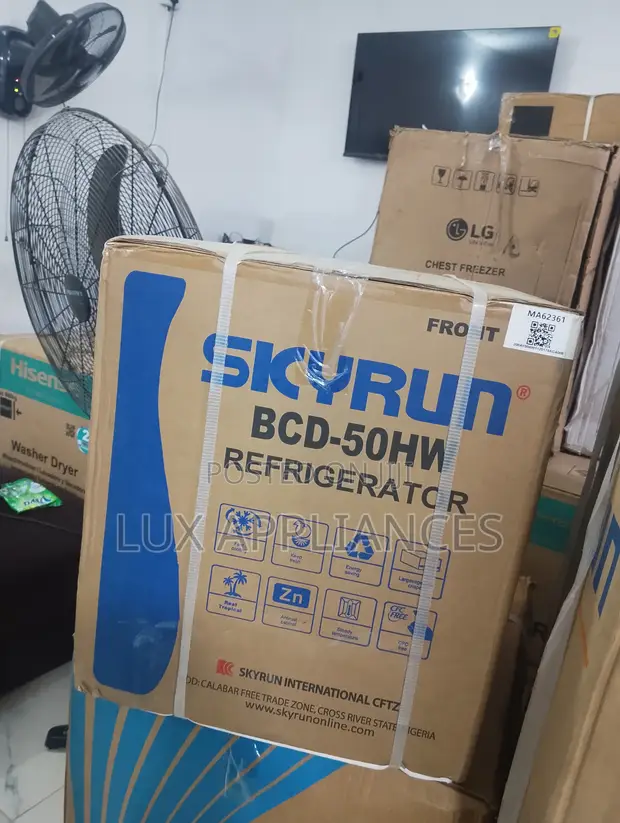 Skyrun BCD-50HW 50L Mini Refrigerator - 1