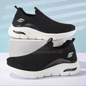 Premium Men's Black Slip-On Athleisure Sneakers - Brand New