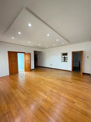 Furnished 4-Bedroom Duplex da Pool a VI Extension