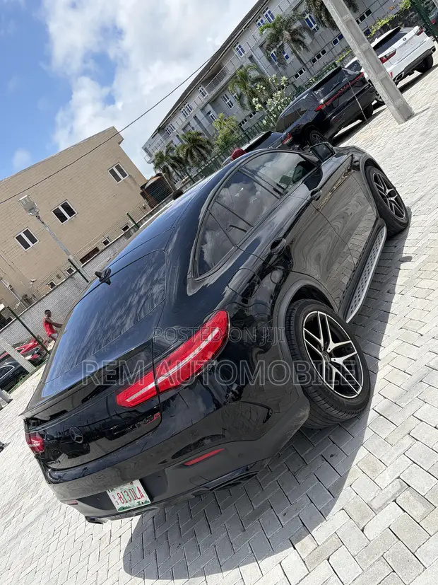 Mercedes-Benz GLE-Class AMG GLE 43 4MATIC 2017 Black - 1