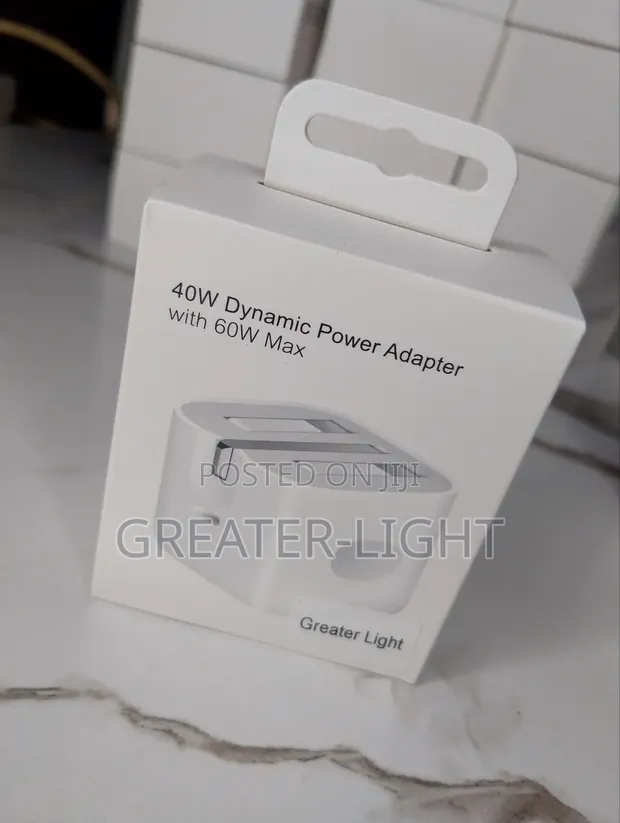 New Apple 40W Dynamic Power Adapter (60W Max) USB-C - 1