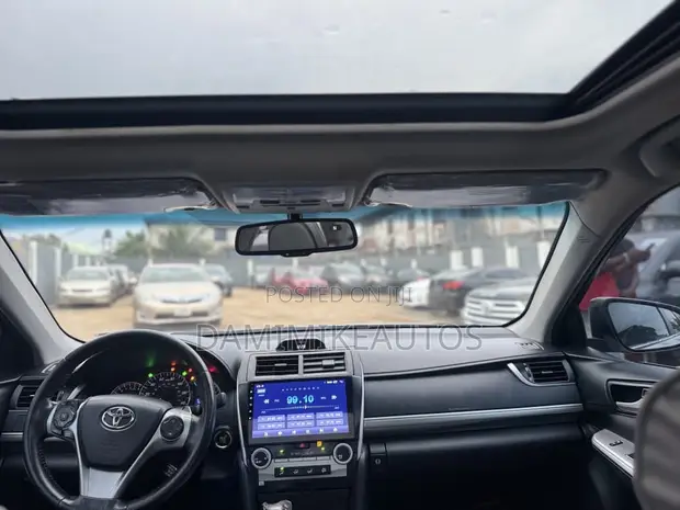 2013 Toyota Camry SE V6 Sedan - Silver - 1