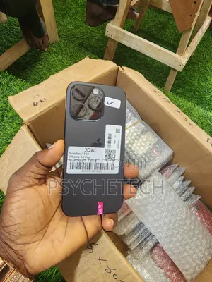 New Apple iPhone 16 Pro 256GB Black