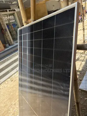 590W Jinko Monocrystalline Solar Panel | Grade A