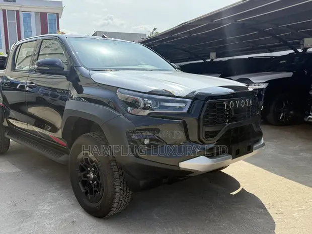 Sabon Toyota Hilux 2026 V6 GR Sport Baki - 1
