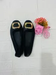 La Sleek Chic Black Faux Leather Flat Shoes - Women's Size 6 - 2