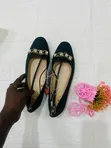La Sleek Chic Black Faux Leather Flat Shoes - Women's Size 6 - 3