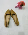 La Sleek Chic Black Faux Leather Flat Shoes - Women's Size 6 - 5