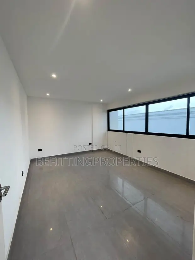 4 Bedroom Duplex with Penthouse in Banana Island - 1