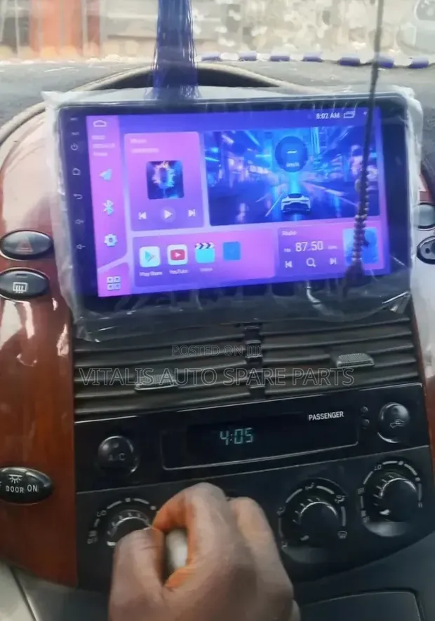 Android Screen na Mota don Toyota Sienna 2005 - 1