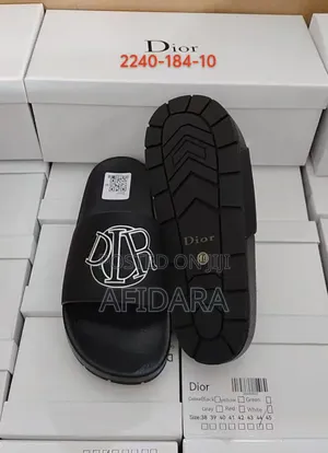 Burberry Slides - Black