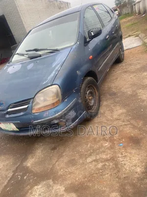 Nissan Almera Tino 2002 Blue
