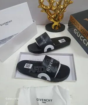 Burberry Slides for Men - Black