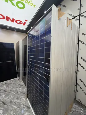 590W Jinko Solar Panel - Brand New