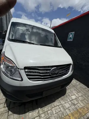 New JAC M5 Bus 2025 White
