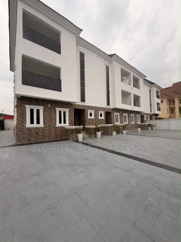 5-Bedroom Duplex with BQ for Rent in Mabushi, Abuja - 1
