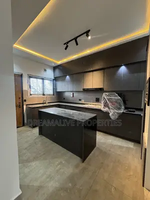 3 Bedroom Apartment da BQ a Gwarinpa Estate don Sawa