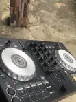 Pioneer DDJ-SB3 DJ Controller - 1