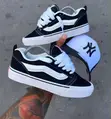 Vans Off The Wall Classic Sneakers - 1