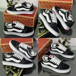 Vans Off The Wall Classic Sneakers