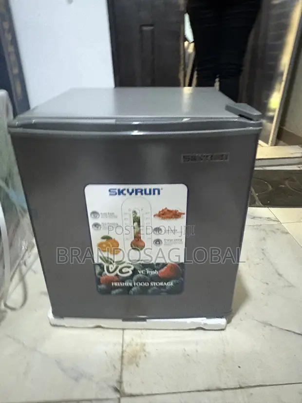 Skyrun Firamare Mai Sanyaya Mai Girman Kadan 50 Litres - 1