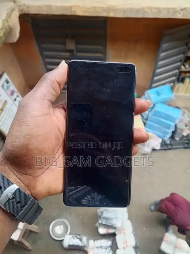 Samsung Galaxy S10 5G 256GB Blue - 1