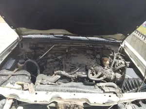 Nissan Frontier 2005 Fari