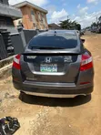Honda Crosstour 2015 Gray - 2