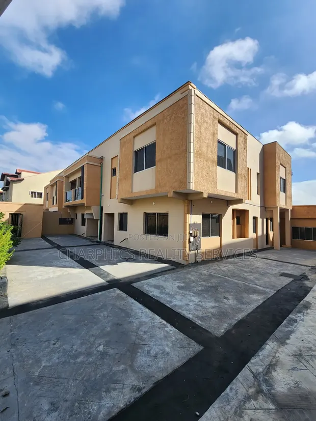 3-Bedroom Flat & Duplexes for Rent in Maryland Estate - 1