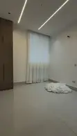 Gidan Kwana 5 da Ba a Raba ba Don Siyarwa, Orchid Road, Lagos - 3