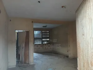 3-Bedroom Duplex don haya a Alimosho, Gowon Estate