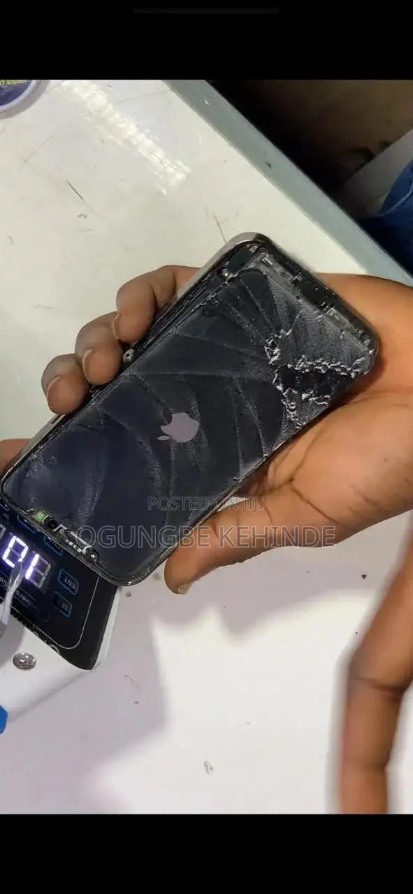 Gyaran Fuskar iPhone - Mai Sauri, Mai Araha, Dogara - 1