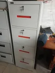 4 Drawer Cabinets Da Makullin Su Daban - 2