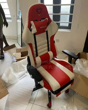 Brand New Gaming Chair with Footrest - Red