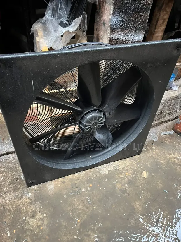 32-Inch Industrial Extractor Fan - 1