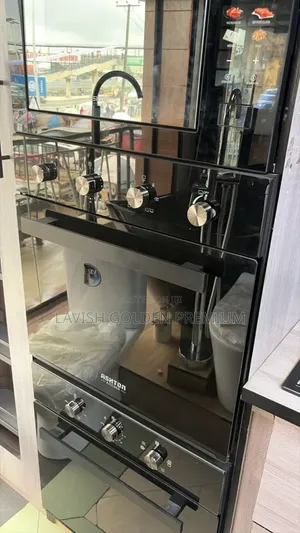 Brand New Gas and Electric Inbuilt Oven