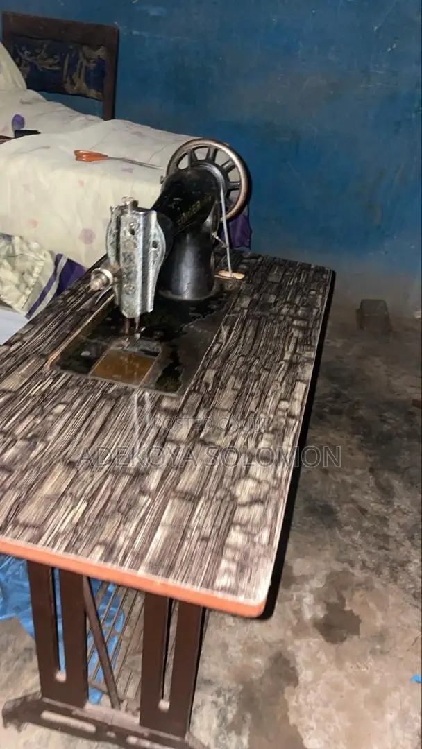 Used Industrial Sewing Machine - 1