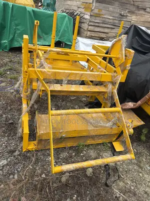 Gasoline Vibratory Egg Laying Block Mould - 6" & 9"