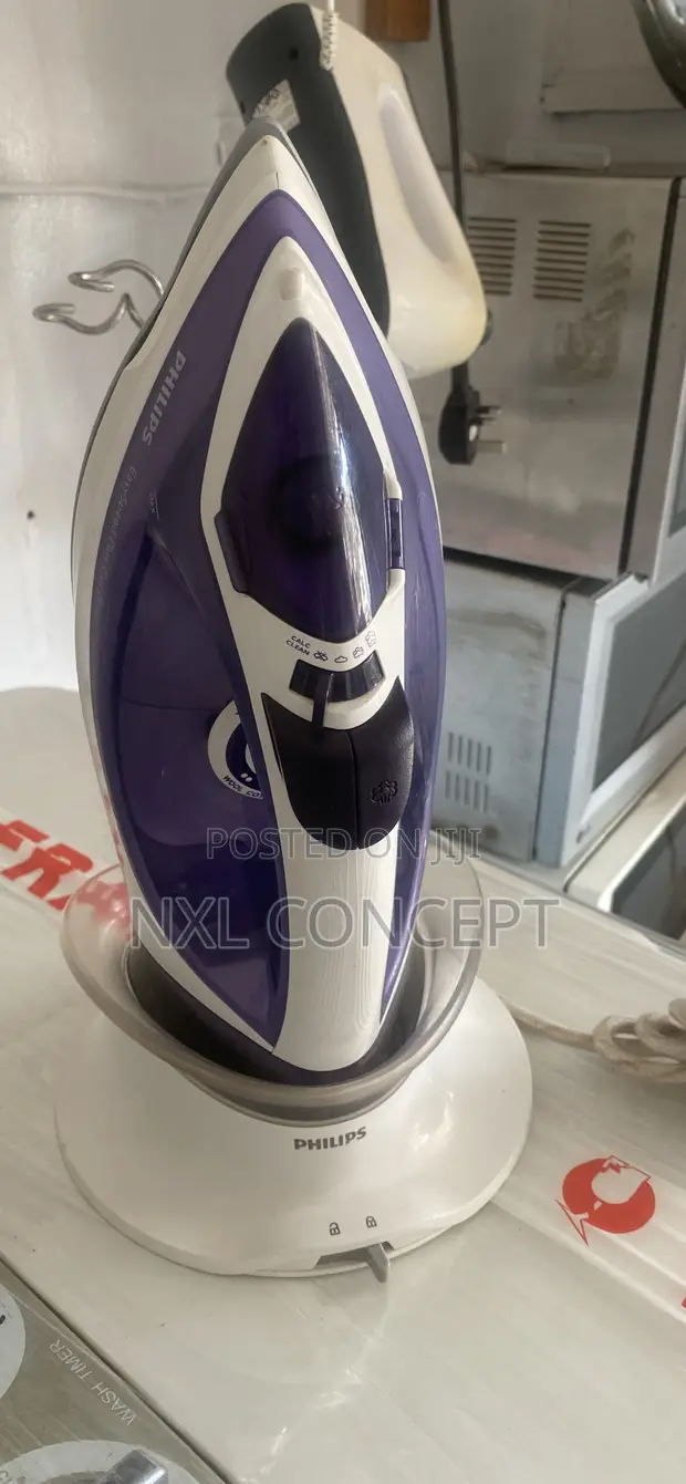 Philips Digital Steam Iron Asali - 2000-2400W - 1