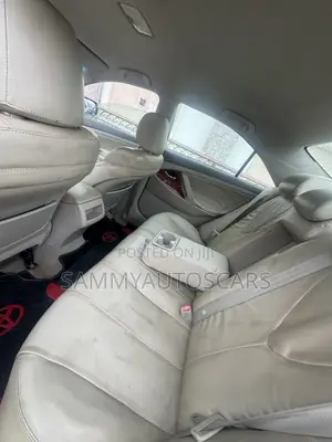 2010 Toyota Camry Base 2.5L Automatic Sedan