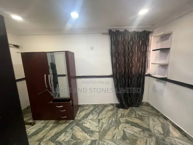 4 Bedroom Duplex na Leƙi Phase 1 don Ƙwanciya - 1