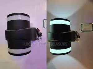 LED Surrounded Light - Brand New
